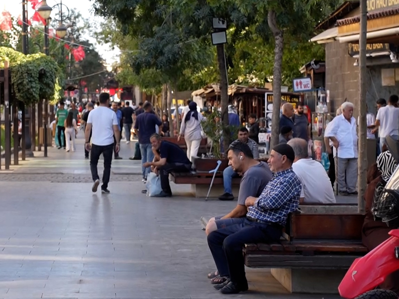 Zehirlenme Vakaları Sonrası Diyarbakır’da Yurttaşlar3