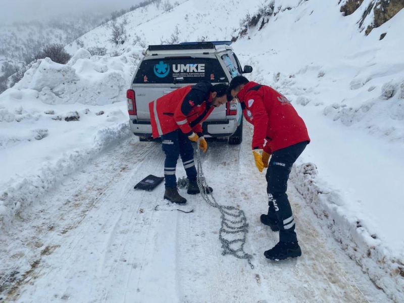Diyarbakır’da Zorlu Kış Şartlarında Acil Sağlık Hizmeti (3)