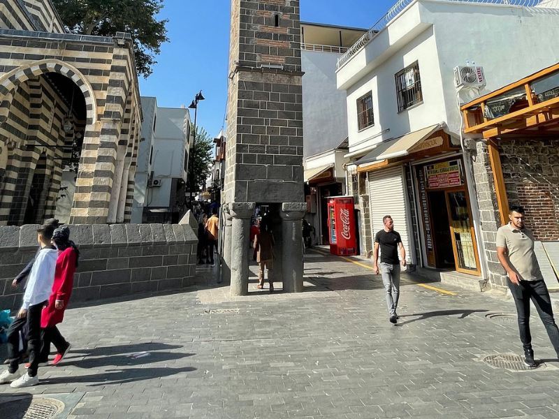 Dört Ayaklı Minare Ile Manevi Bağ