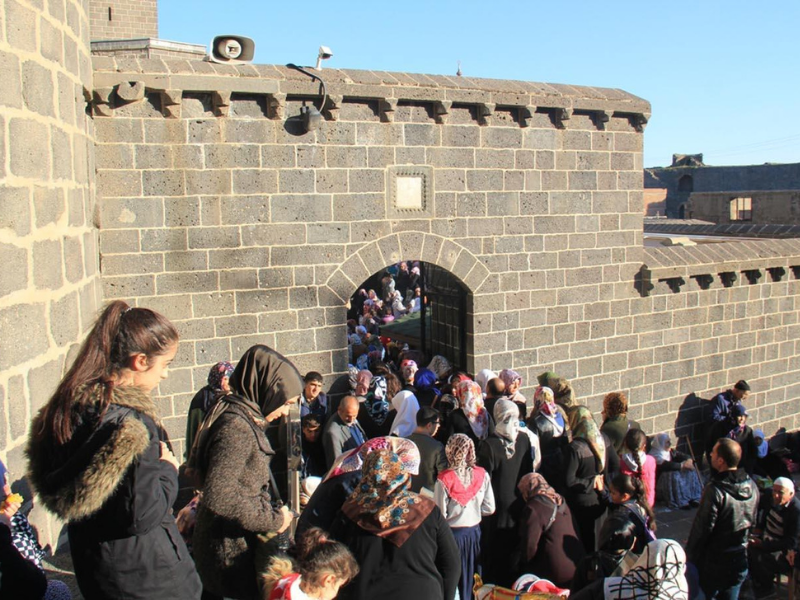 Hz. Süleyman Ve 27 Sahabe Türbeleri Cuma