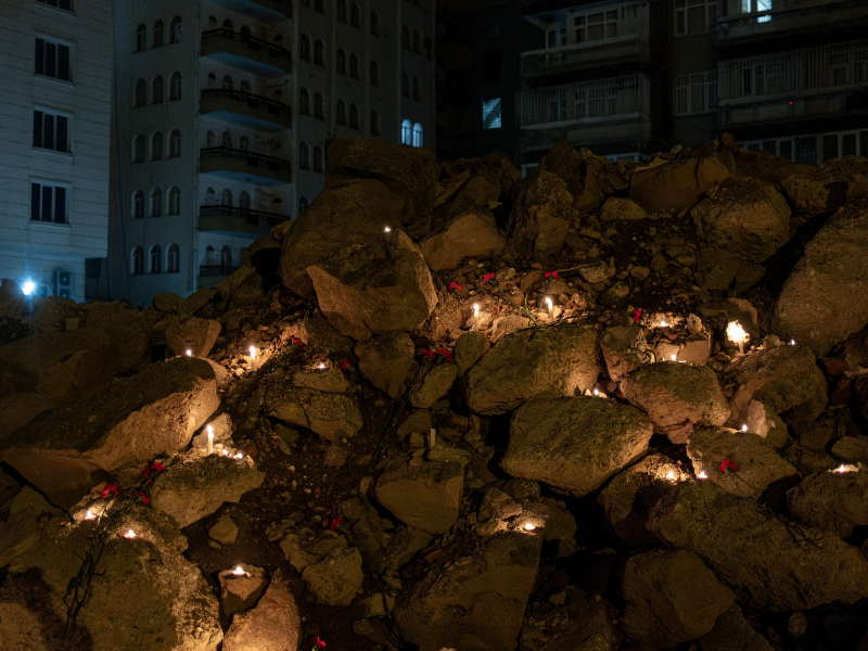 Diyarbakır’da 6 Şubat Depreminde Hayatını Kaybedenler Anıldı (2)