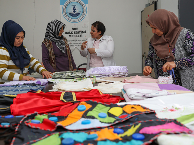 Diyarbakır’da Sandıklardan Yeni Ürünler Doğuyor (1)