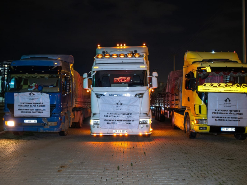 Diyarbakır’dan Kobani’ye 25 Tır Yardım Ulaştırıldı (3)