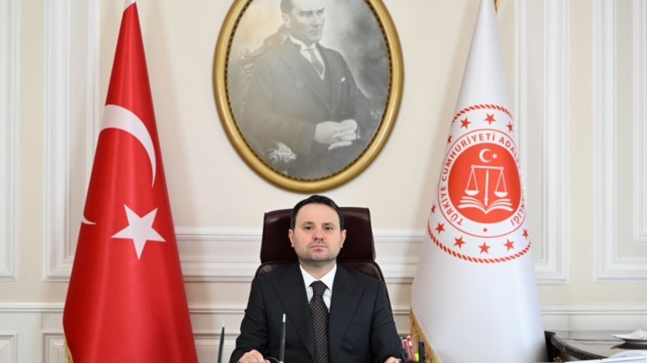 Dicle Üniversitesi Adalet Bakanı Akın Gürlek'i konuk edecek