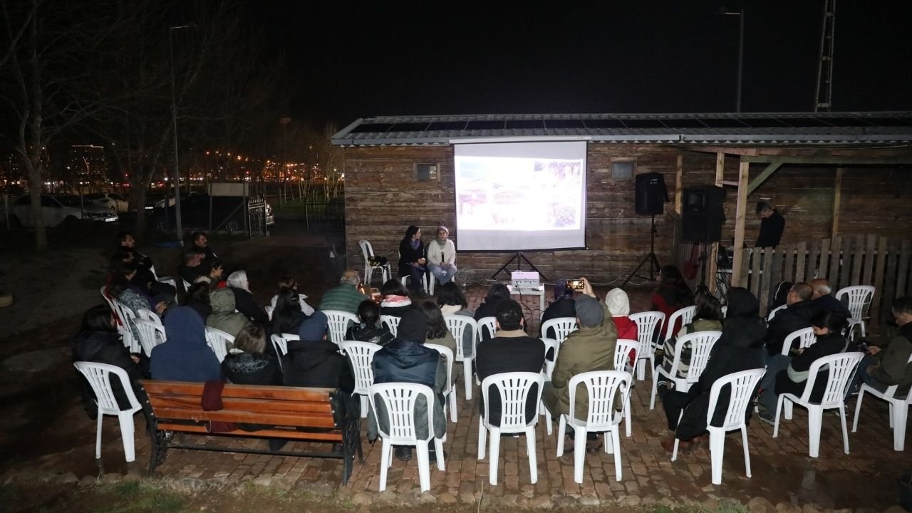 Diyarbakır'da yerel tohum bilinci belgeselle üreticilere anlatıldı