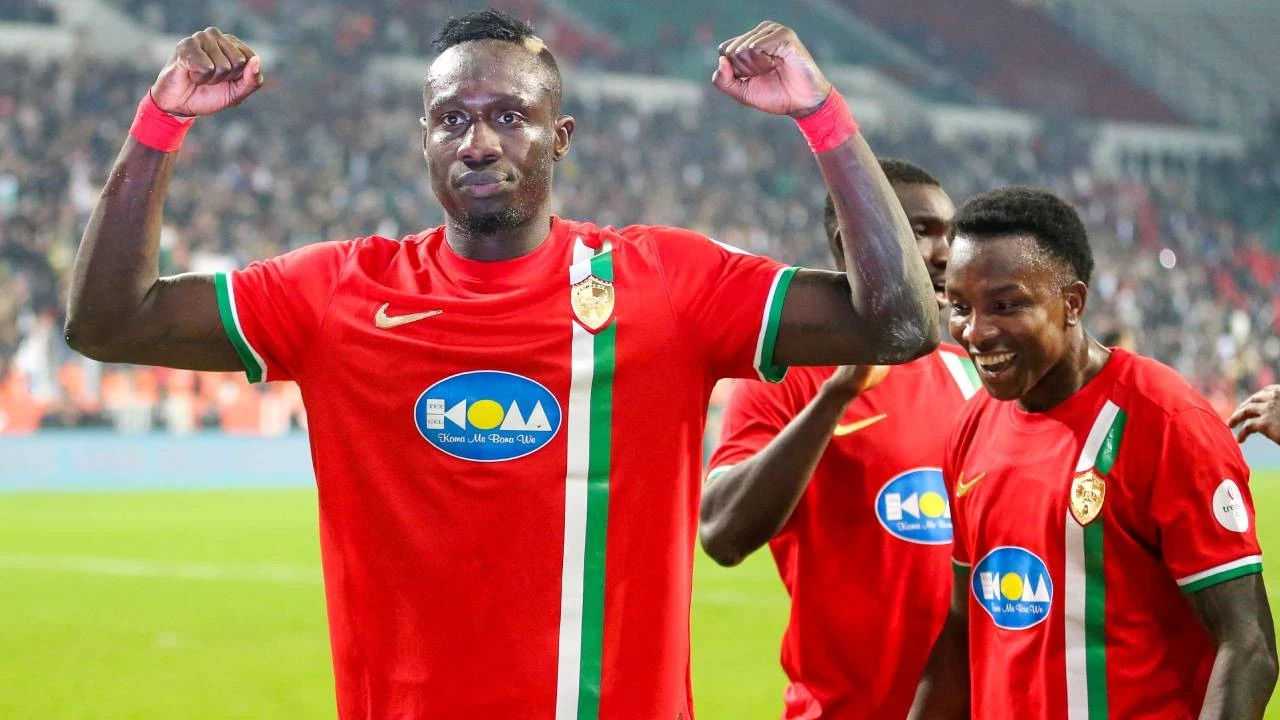 Amedspor 2-2 Ümraniyespor: Nefes kesen maçta kazanan çıkmadı maçının geniş özeti