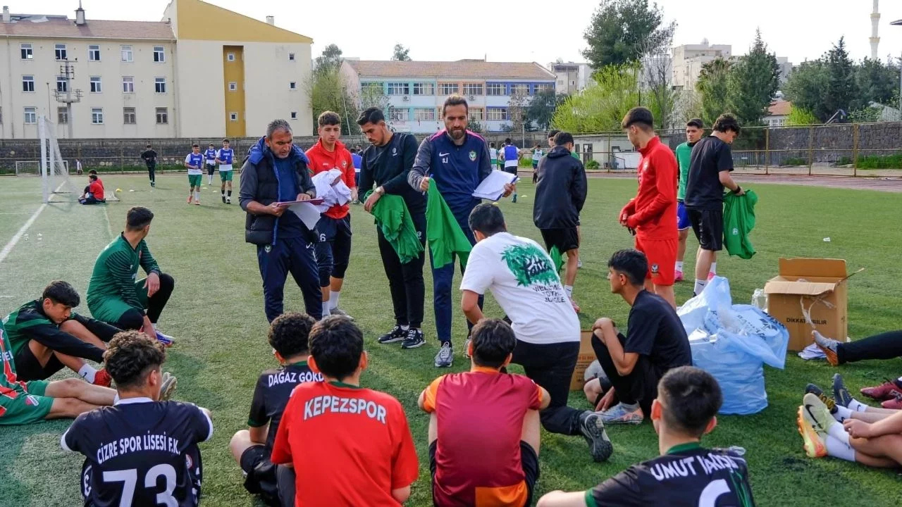 Amedspor Cizre’de rekor kırdı! 500 genç sahaya akın etti