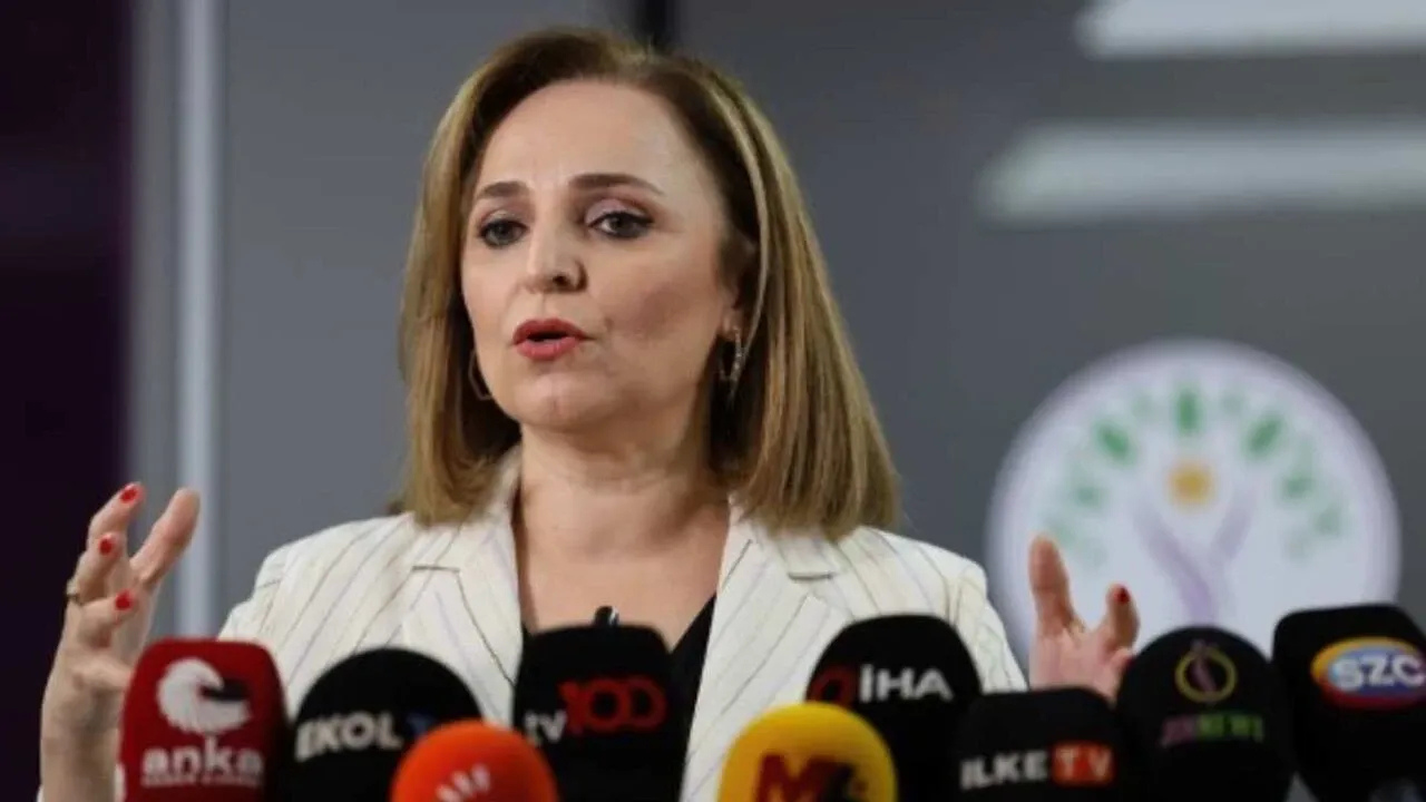 DEM Parti’den Özgür Özel’in ara seçim çağrısına yanıt