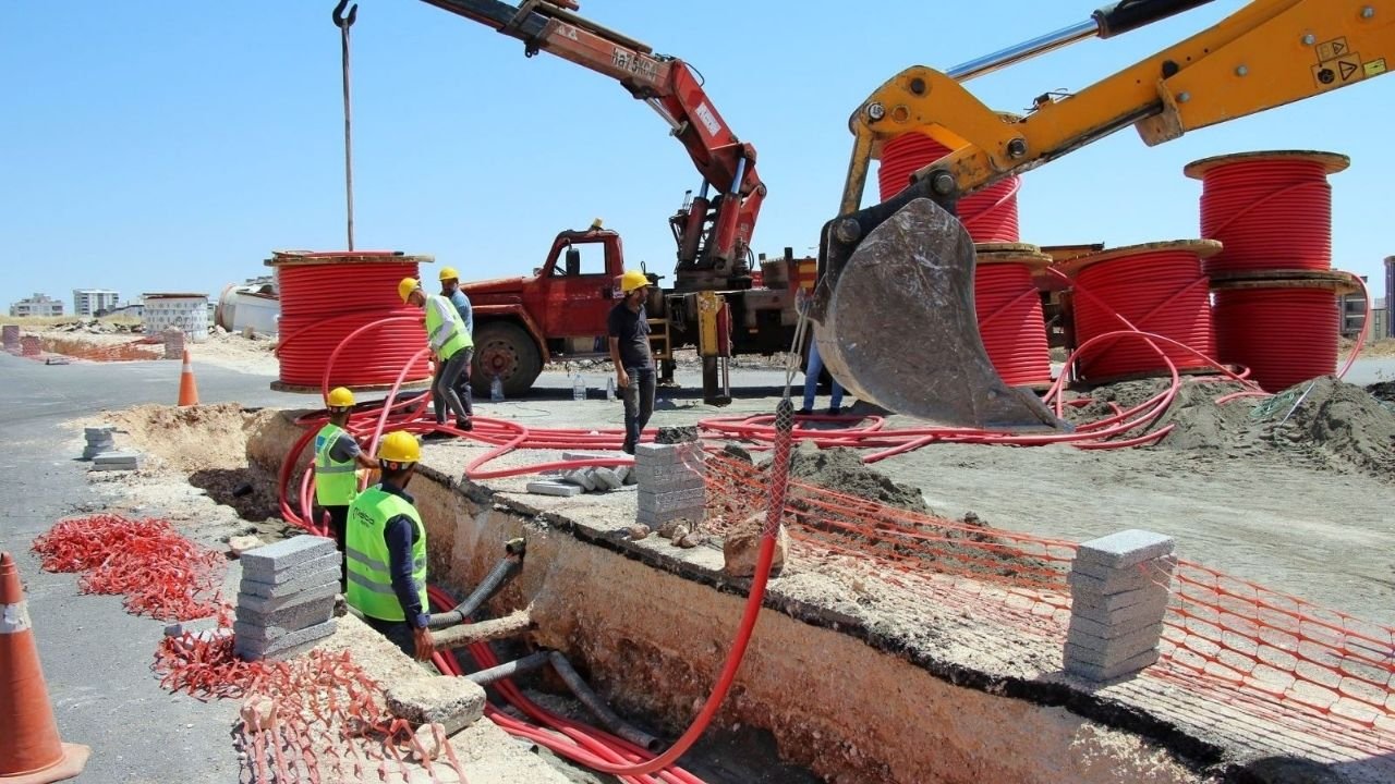 Dicle Elektrik'ten Şanlıurfa'nın Karaköprü ilçesine 4.3 milyar TL'lik yatırım