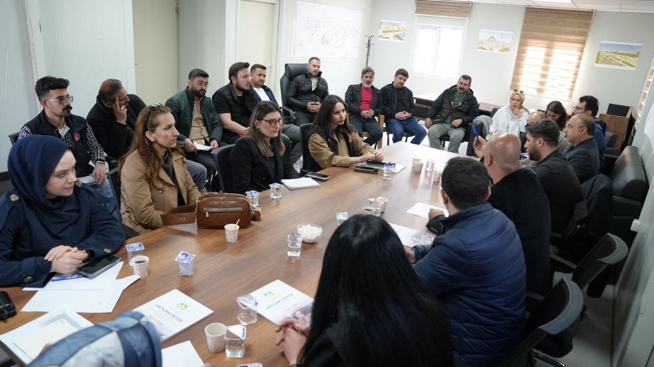 Yerel demokraside örnek model: Bağlar'da katılımcı bütçe çalışmaları sürüyor