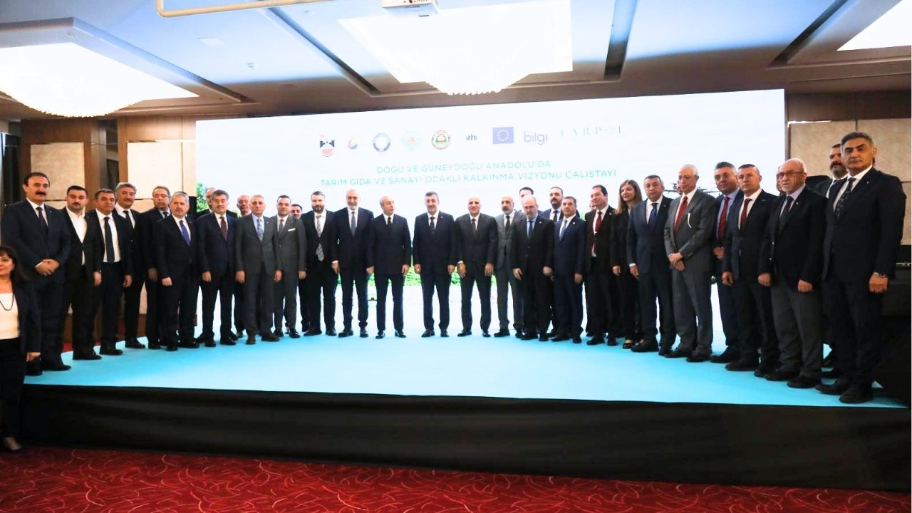 Diyarbakır’da kritik zirve! “Kalıcı barış için kalkınma şart”