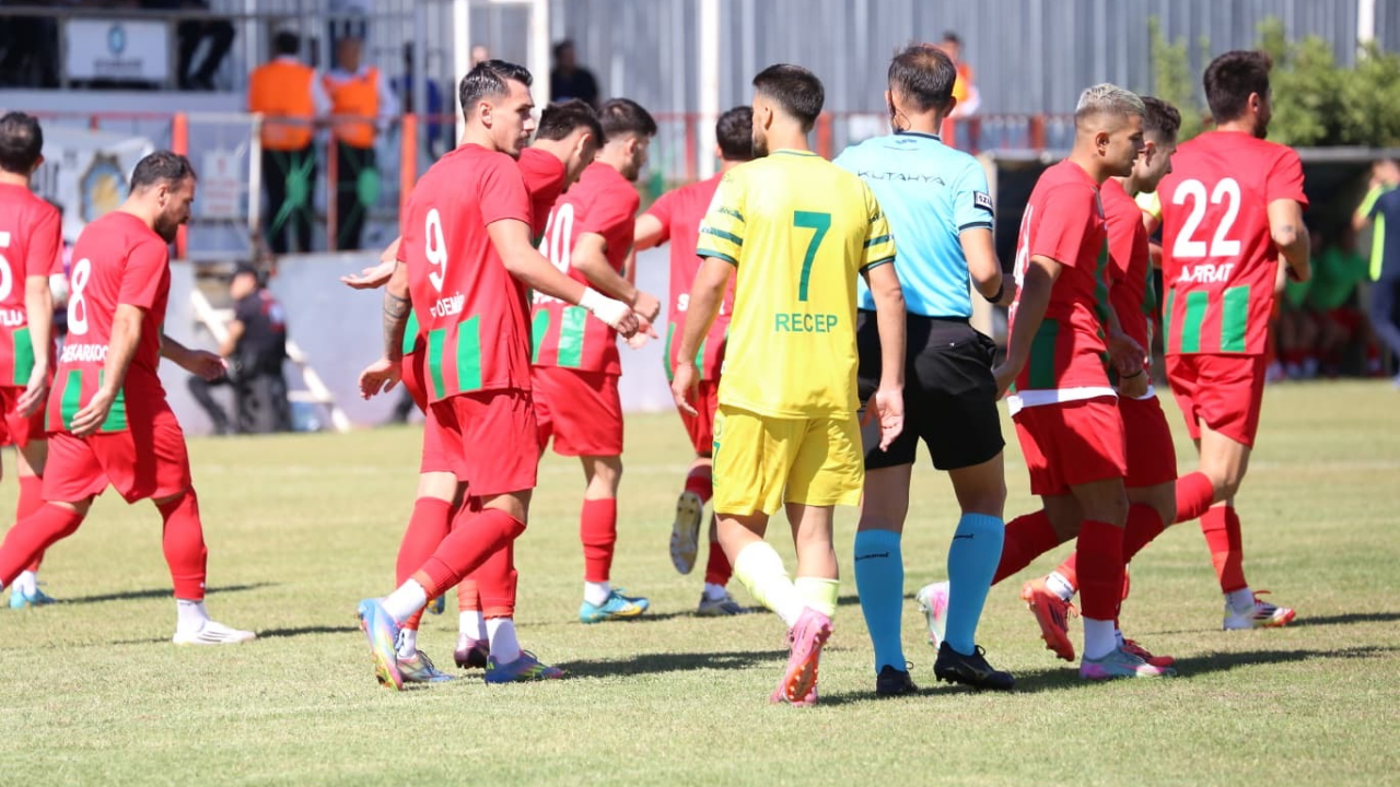 Diyarbekirspor ilk yarıda farkı koydu! Deplasmanda 2-0 önde