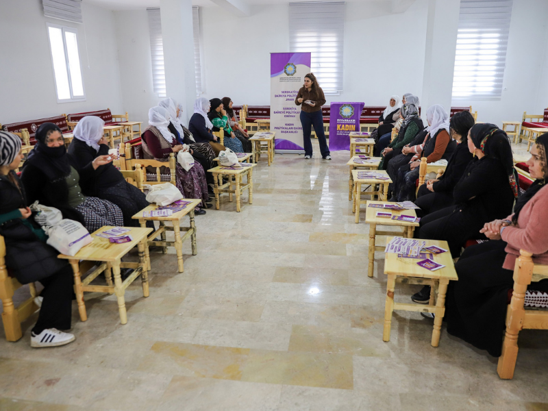 Kadınlara Destek Mekanizmaları Anlatıldı