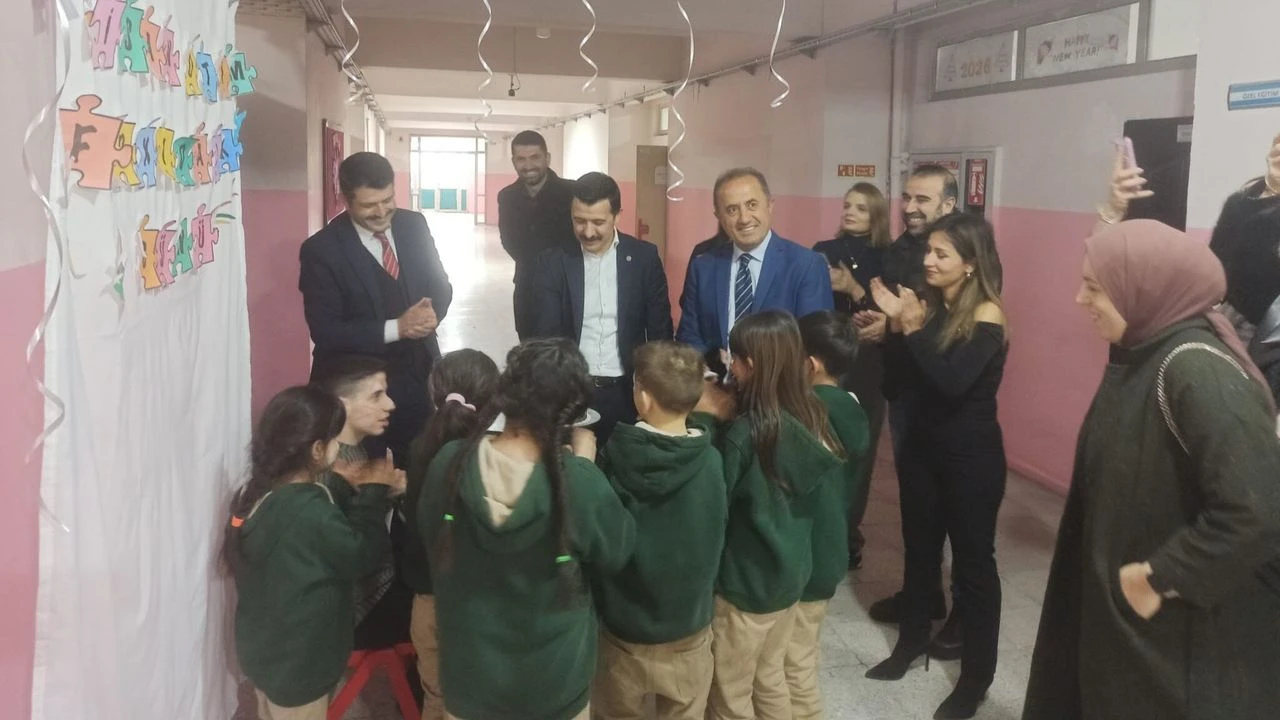 Kulp’ta otizmli öğrencilere anlamlı ziyaret