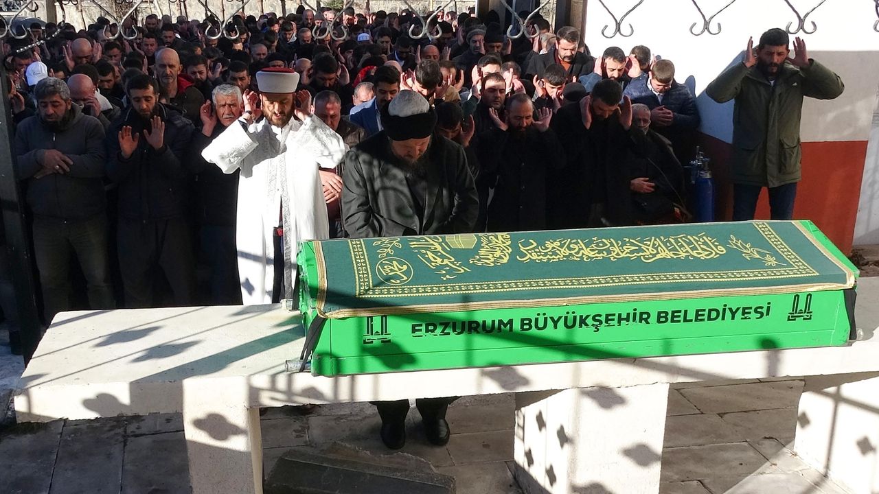 Cezaevinden kaçtı, eşini öldürdü