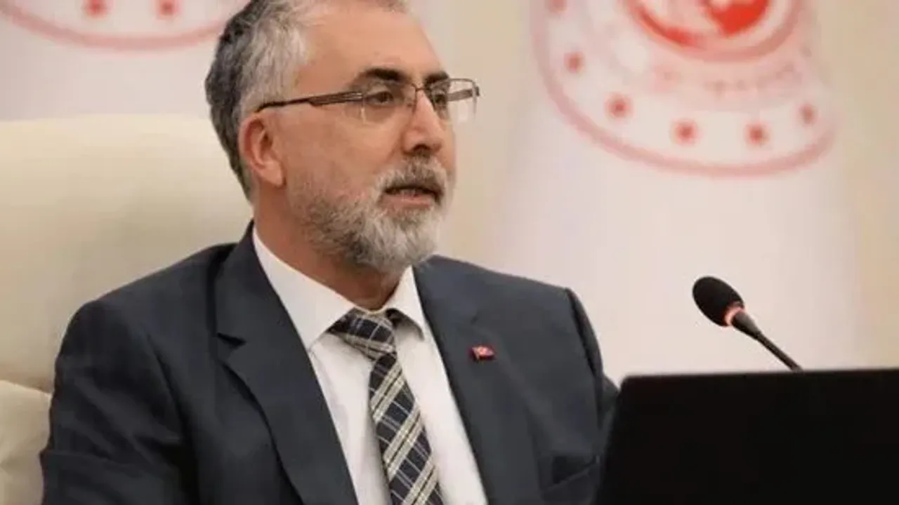 Türkiye'de çalışma saatleri kısalacak mı? Bakan Işıkhan yanıtladı!