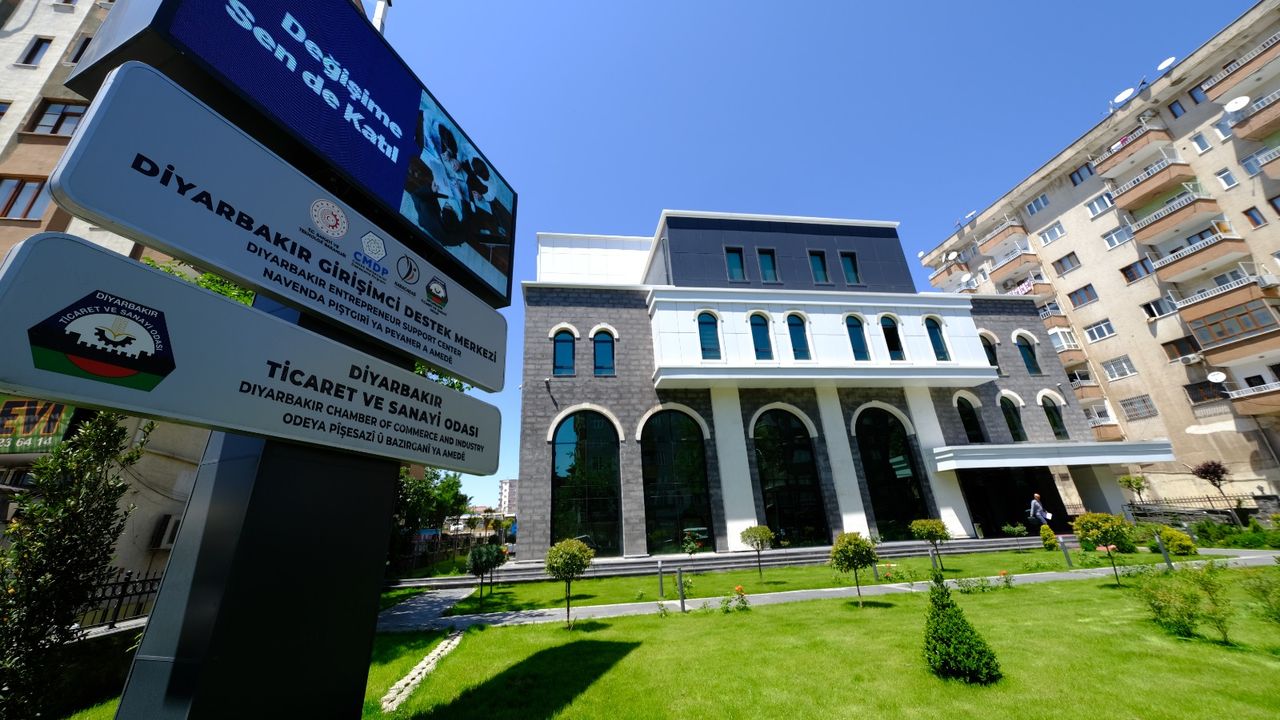 Parêzgarê Amedê teqawid bû, DTSO got; “Em heqê xwe helal nakin"