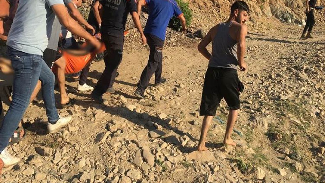 Li Amedê zarokê 17 salî di Çemê Dîcleyê de xeniqî