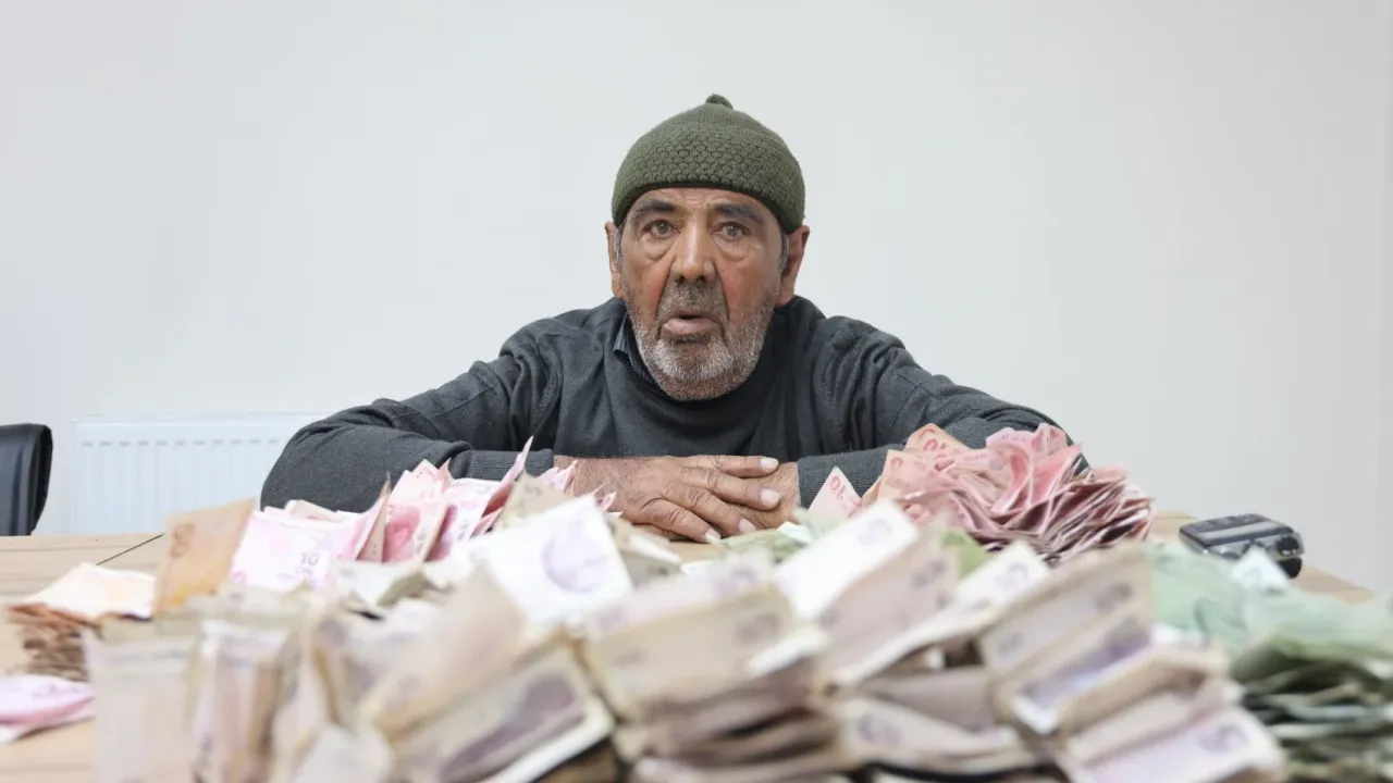 Bir dilenci bir günde 10 bin 780 lira topladı