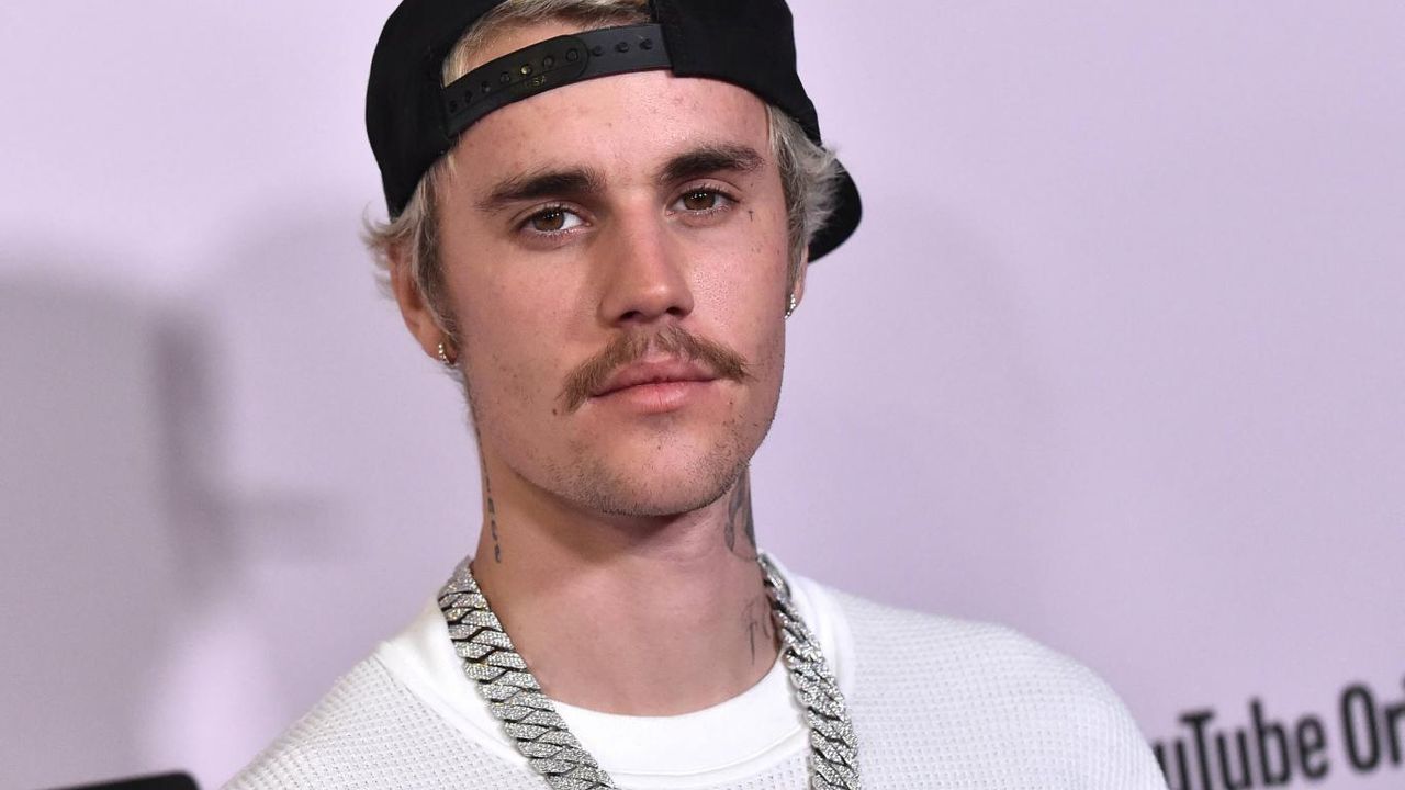 Justin Bieber Osmaniyeli bir çocuğu paylaştı