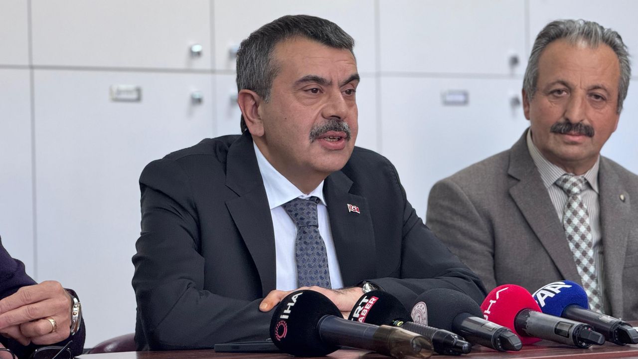 Bakan Tekin: Ara tatil seminerleri online olabilir