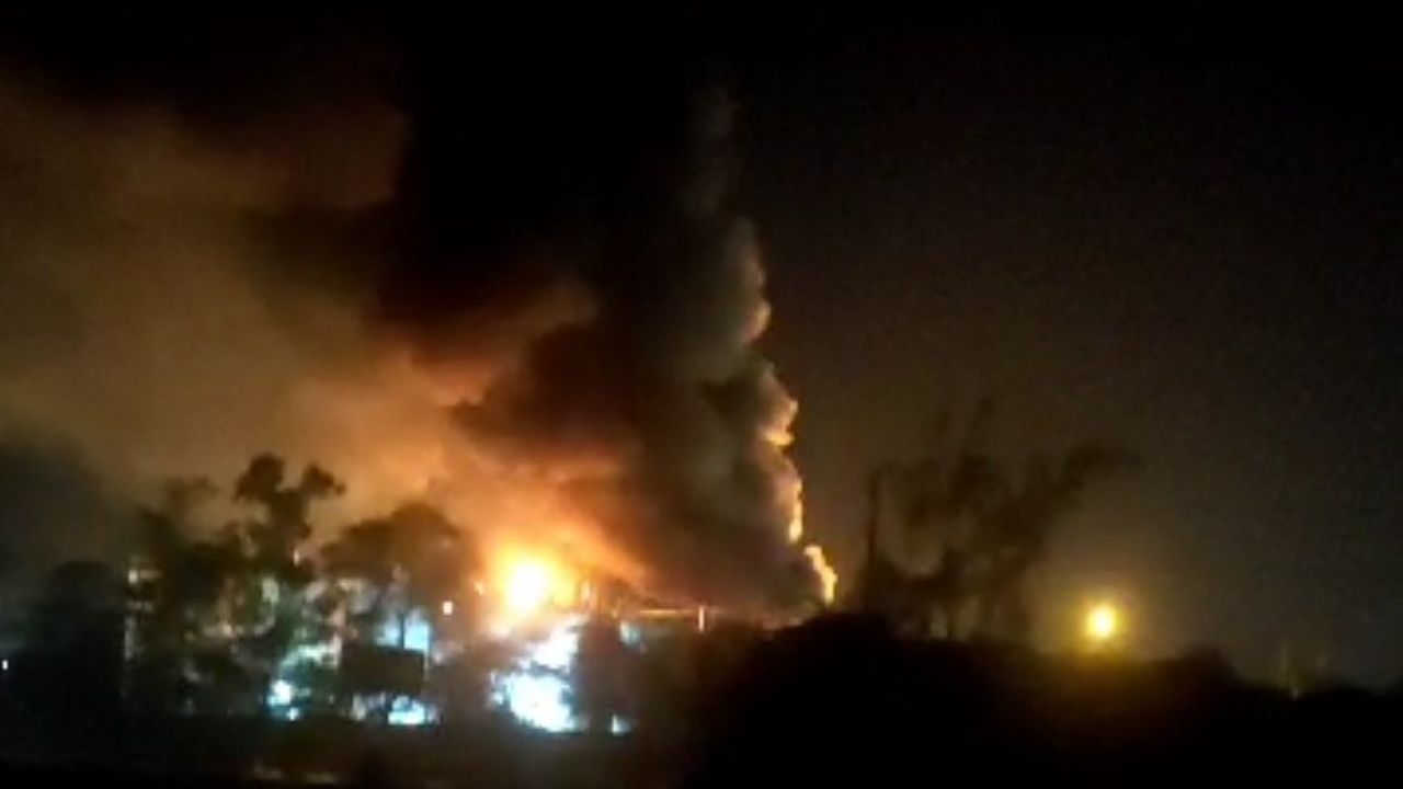 İran’da petrol rafinerisinde yangın: 1 ölü, 4 yaralı
