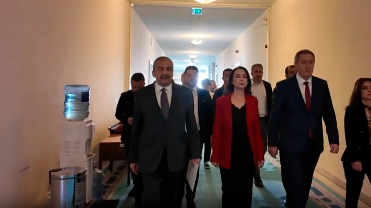 DEM Parti'nin AK Parti ile görüşmesi başladı