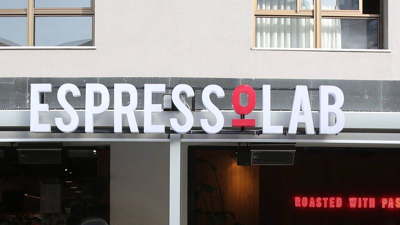 Espressolab kimin?