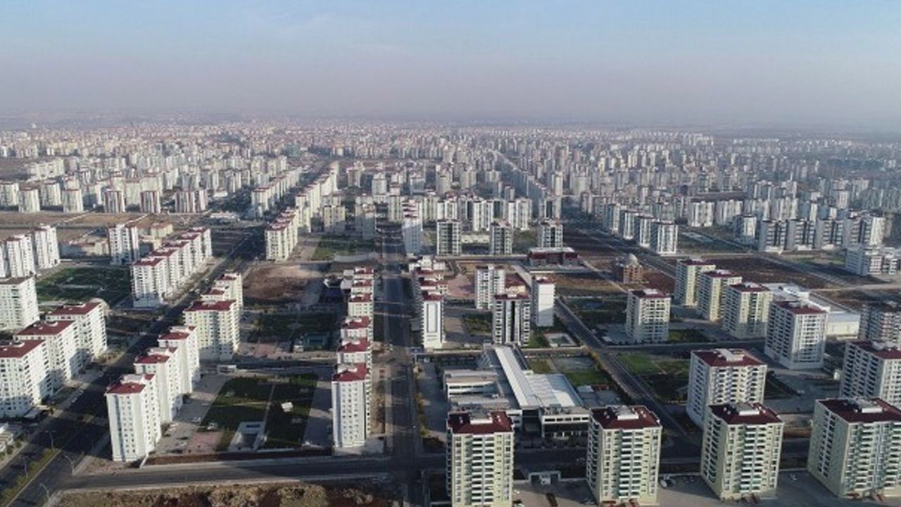 Deprem sonrası konut fiyatlarında aşırı yükseliş; bakanlık devreye girdi