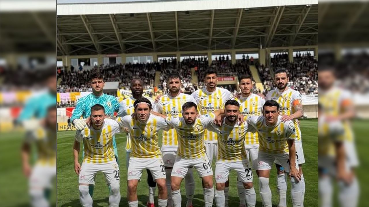 Muşspor, çeyrek finalde