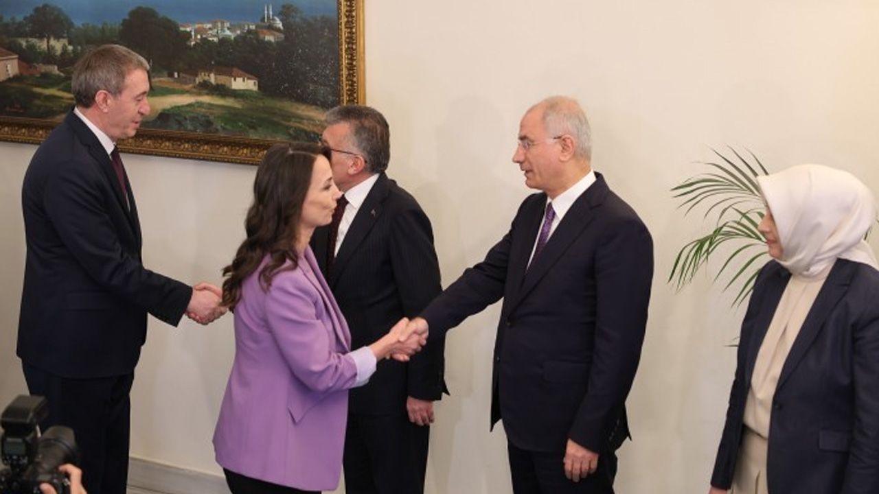 DEM Parti, AK Parti heyetiyle görüşme sonrası açıklama yaptı