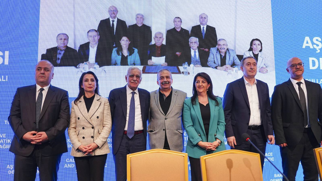 DEM Parti heyeti beşinci kez İmralı yolunda