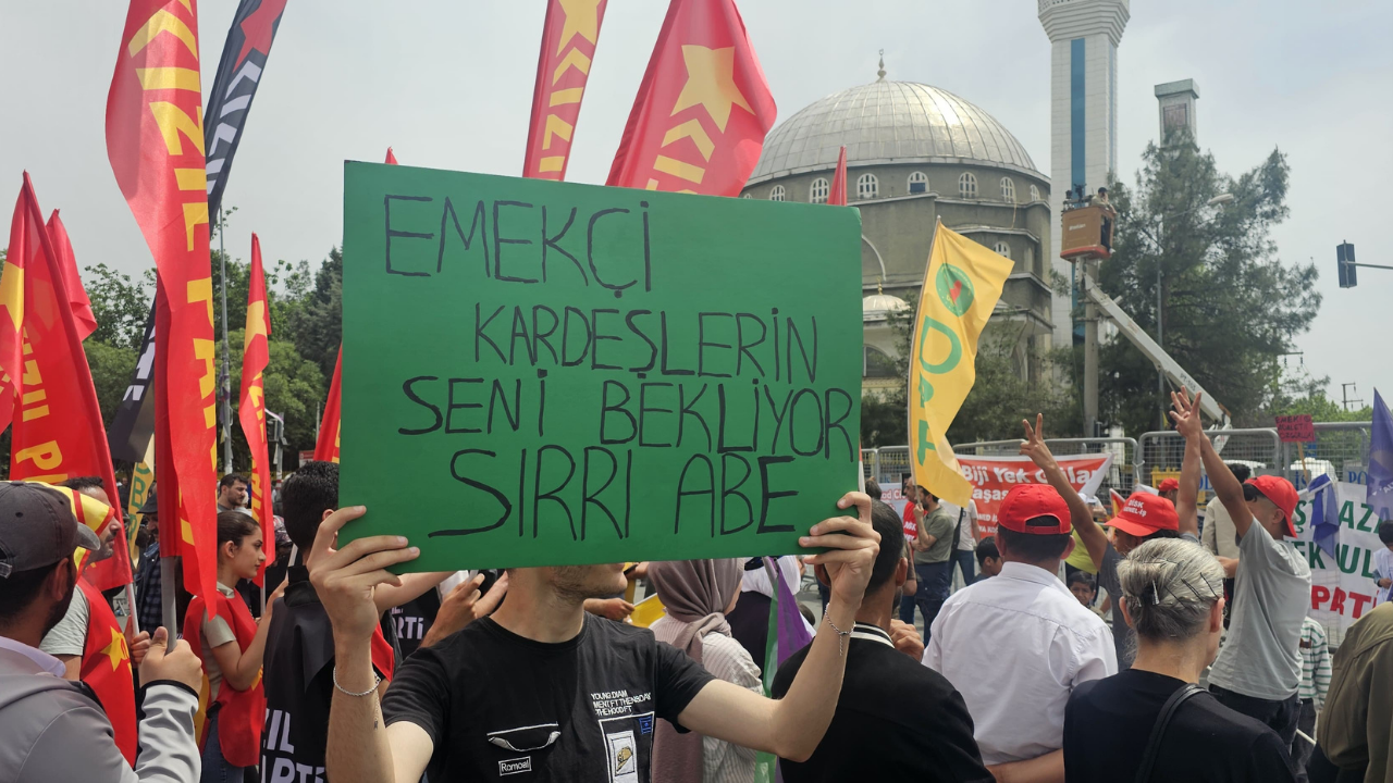 Diyarbakır’da 1 Mayıs coşkusu: Sırrı abe sloganı öne çıktı