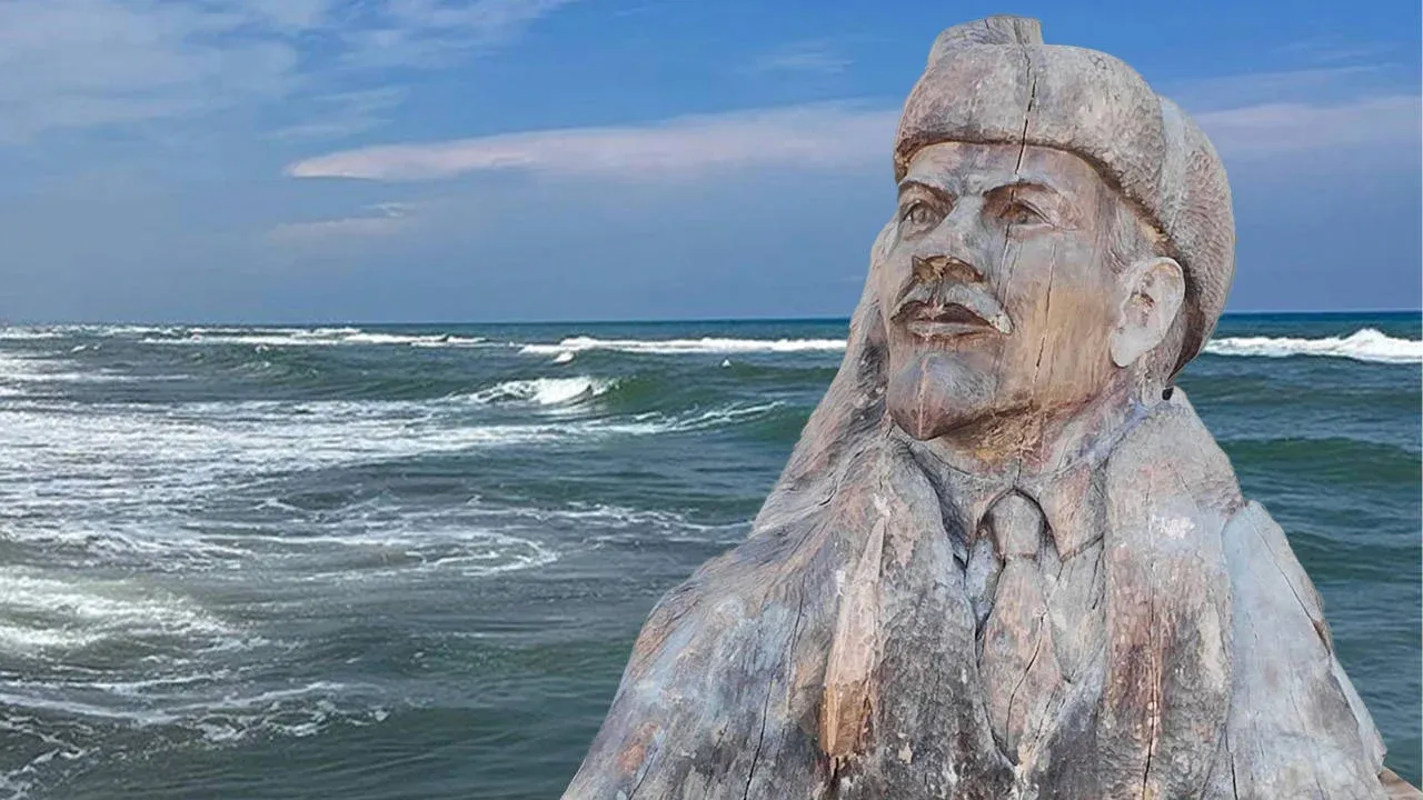 1993’te kaybolan Lenin heykeli, yeniden halkla buluşuyor