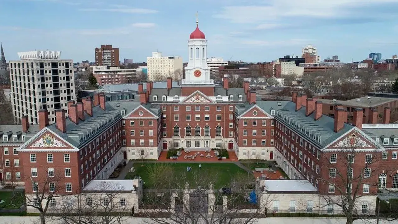 Boston Yargıcı, Trump’ın Harvard’a yönelik kararını geçici olarak iptal etti