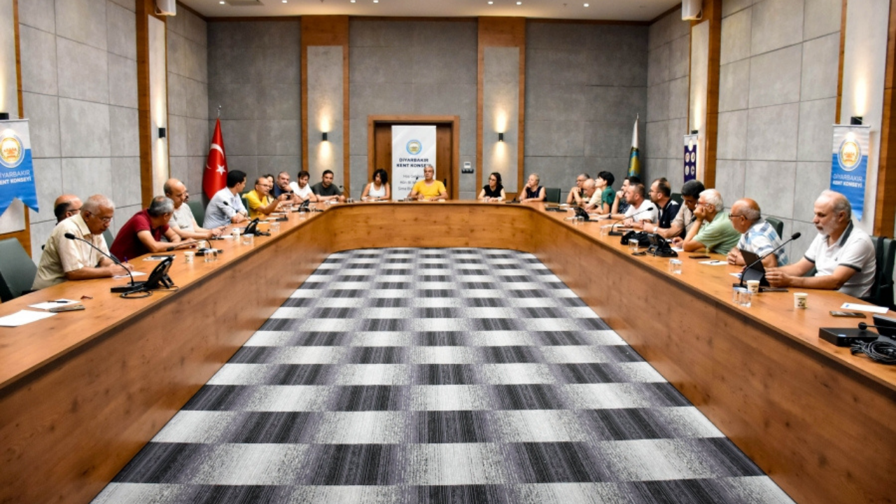 Diyarbakır’da dil çalışmaları için 'Dil Meclisi' kuruluyor