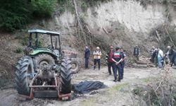 Zonguldak'ta devrilen traktörün altında kalan sürücü hayatını kaybetti