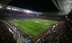 Fenerbahçe ve Beşiktaş kritik derbide karşı karşıya