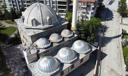 Fırtınada minaresi yıkılan cami havadan görüntülendi