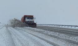 O ilimizde 11 yerleşim yeri ulaşıma kapandı