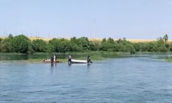 Dicle Nehri'nde mahsur kalan 3 kişilik aile kurtarıldı