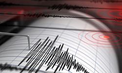 Karlıova'da meydana gelen 4.2 büyüklüğündeki deprem anı görüntülendi