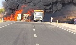 Adıyaman'da yakıt tankeri devrildi