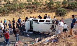 Mardin'de takla atan araçta 5 kişi yaralandı