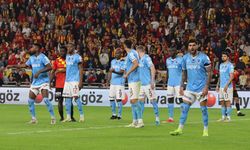 10 kişiyle Göztepe, Trabzonspor'u devirdi