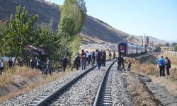 Muş'ta feci tren kazası: Ölü ve yaralılar var