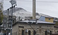 Ergani'ye ilk kar yağdı: Kış kendini gösterdi