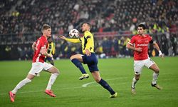 Fenerbahçe, UEFA Avrupa Ligi'nde AZ Alkmaar'a 3-1 yenildi