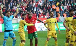 Amedspor, Ankaragücü ilk yarı 0-0 beraber kaldı