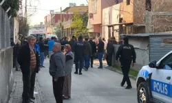 Adana'da vahşet: 3 kişi boğazları kesilmiş halde bulundu